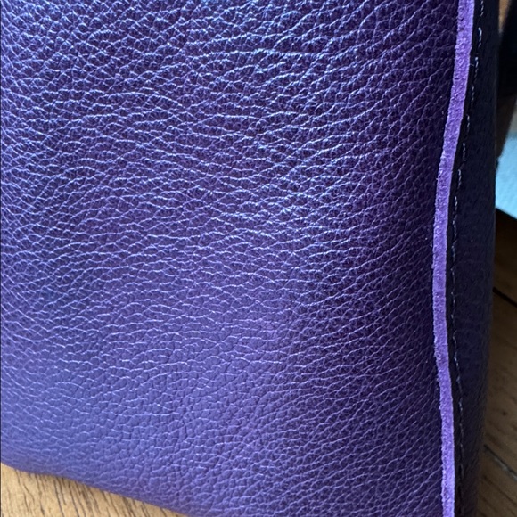 AP PLG Triangle in Plum - Picture 8 of 8